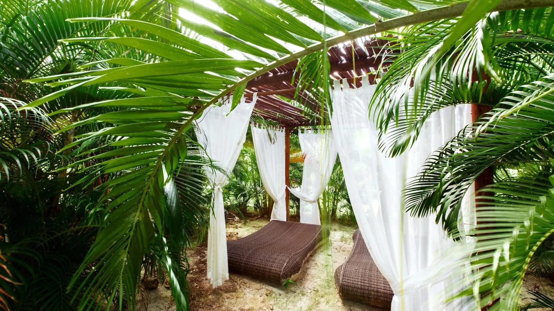 Aventura Village Los Corales Beach And Spa Punta Cana